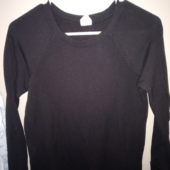 Black sweater - Picture 1 of 1